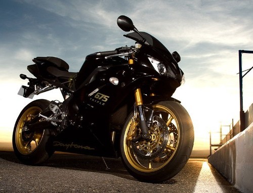 Product picture 2006 2007 Triumph Daytona 675 Service Repair Workshop Manual Download (2006 2007)