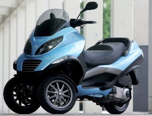 Product picture 2007-2009 Piaggio MP3 125 Service Repair Workshop Manual Download (2007 2008 2009)