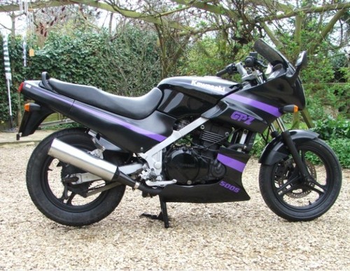 Product picture 1985-1997 Kawasaki ZX600 & 750 Fours Motorcycle Service Repair Workshop Manual DOWNLAND