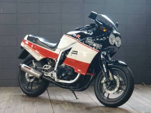 Product picture 1985 Suzuki GSX-R400 GK71B Service Repair Workshop Manual DOWNLOAD 