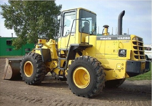 Product picture Komatsu WA250-3 Parallel Tool Carrier Wheel Loader Service Repair Manual DOWNLOAD - A75001 and up