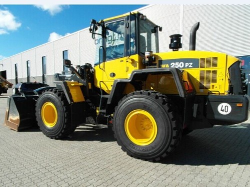 Product picture Komatsu WA250-6, WA250PZ-6 Wheel Loader Service Repair Workshop Manual DOWNLOAD (SN: 75001 and up, 75106 and up, H00051 and up)